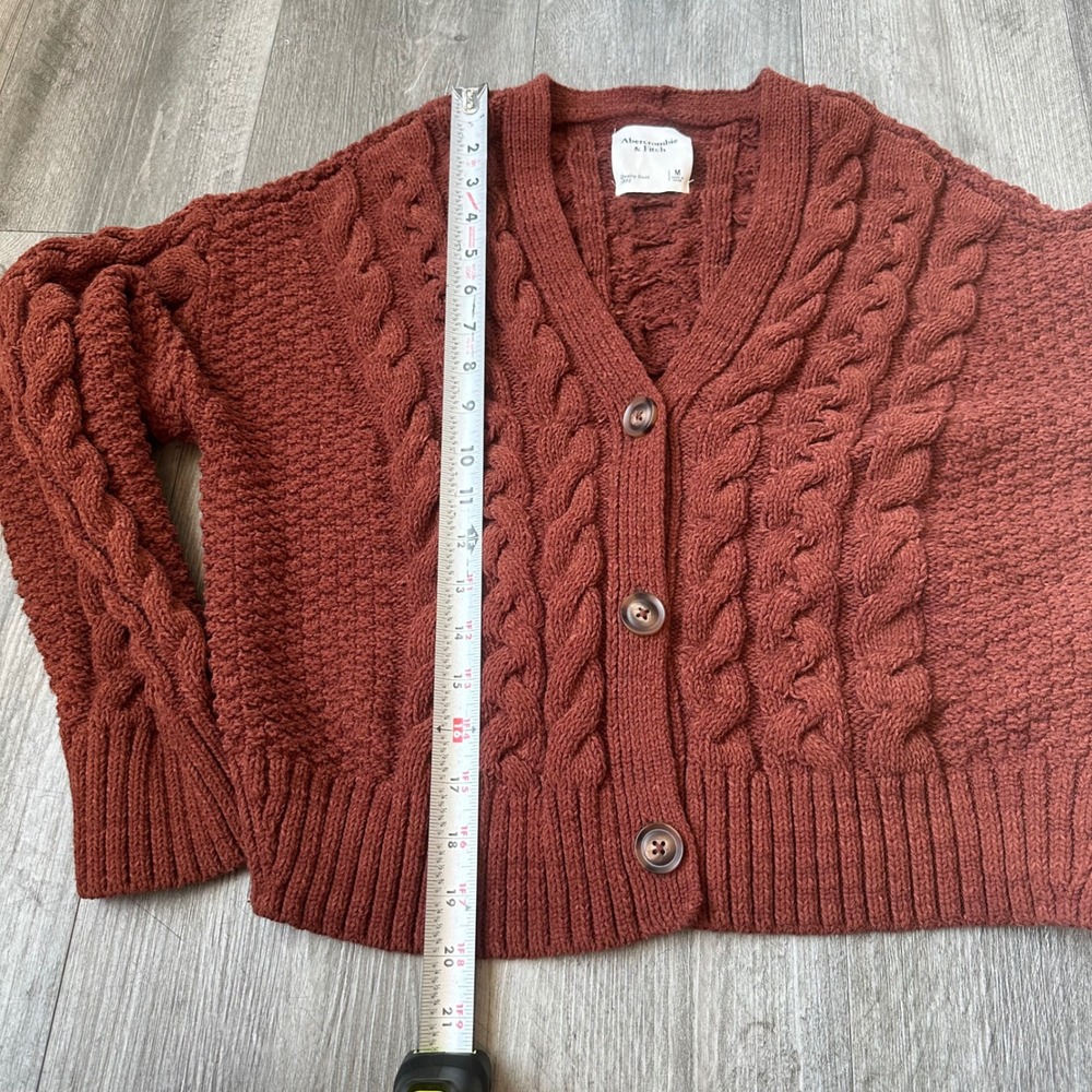 Abercrombie & Fitch Rust Cable Knit Cropped Cardigan Sweater Womens M - Picture 4 of 5